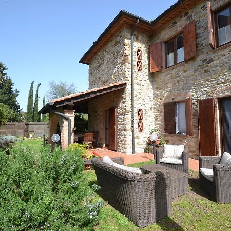 Belvilla By Oyo Villa Max Suvereto Buitenkant foto